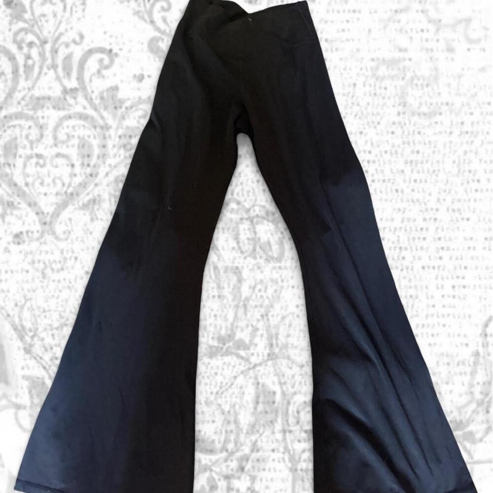 black flared leggings